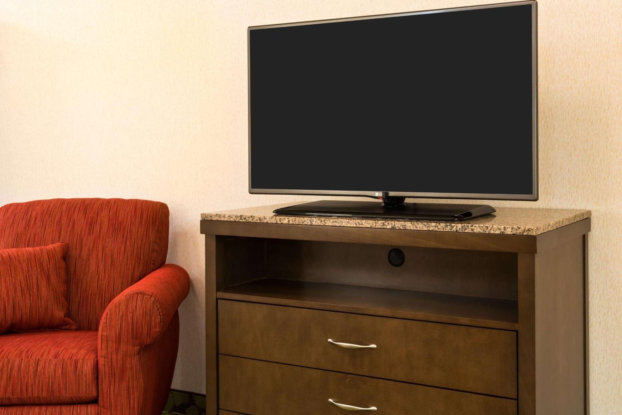 Hilton Garden Inn Wayne Dış mekan fotoğraf