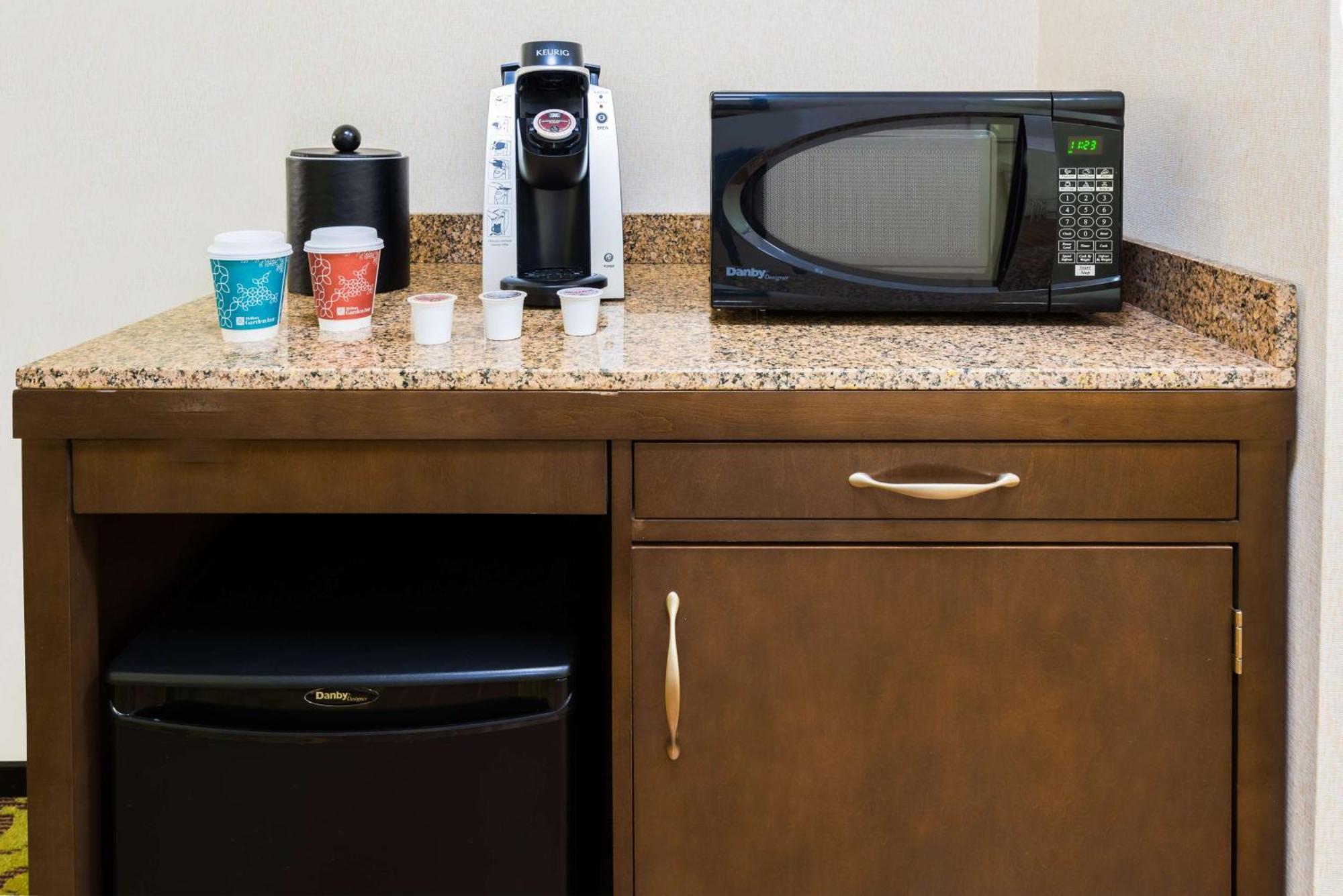 Hilton Garden Inn Wayne Dış mekan fotoğraf