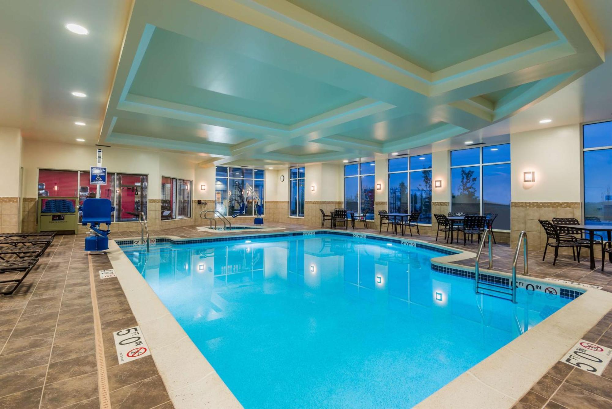Hilton Garden Inn Wayne Dış mekan fotoğraf