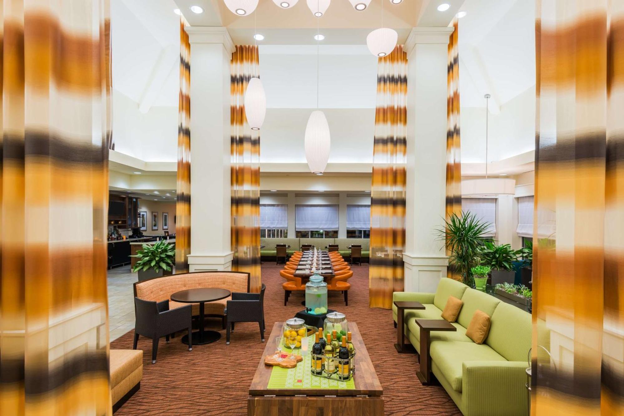 Hilton Garden Inn Wayne Dış mekan fotoğraf